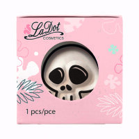 LaDot, Tattoo Stein S Totenkopf