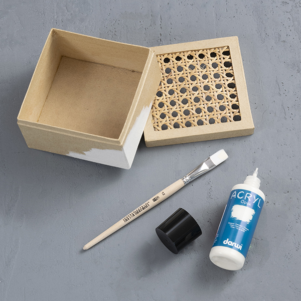 Schritt 1: Geschenkbox mit Wiener Geflecht
